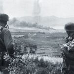 2.WW, Greece , conquest of Crete ‘Operation Merkur’ ‘20.05.-01.06.1941, war theatre: German parachuters looking from a hill to the coastal plain.  May 1941