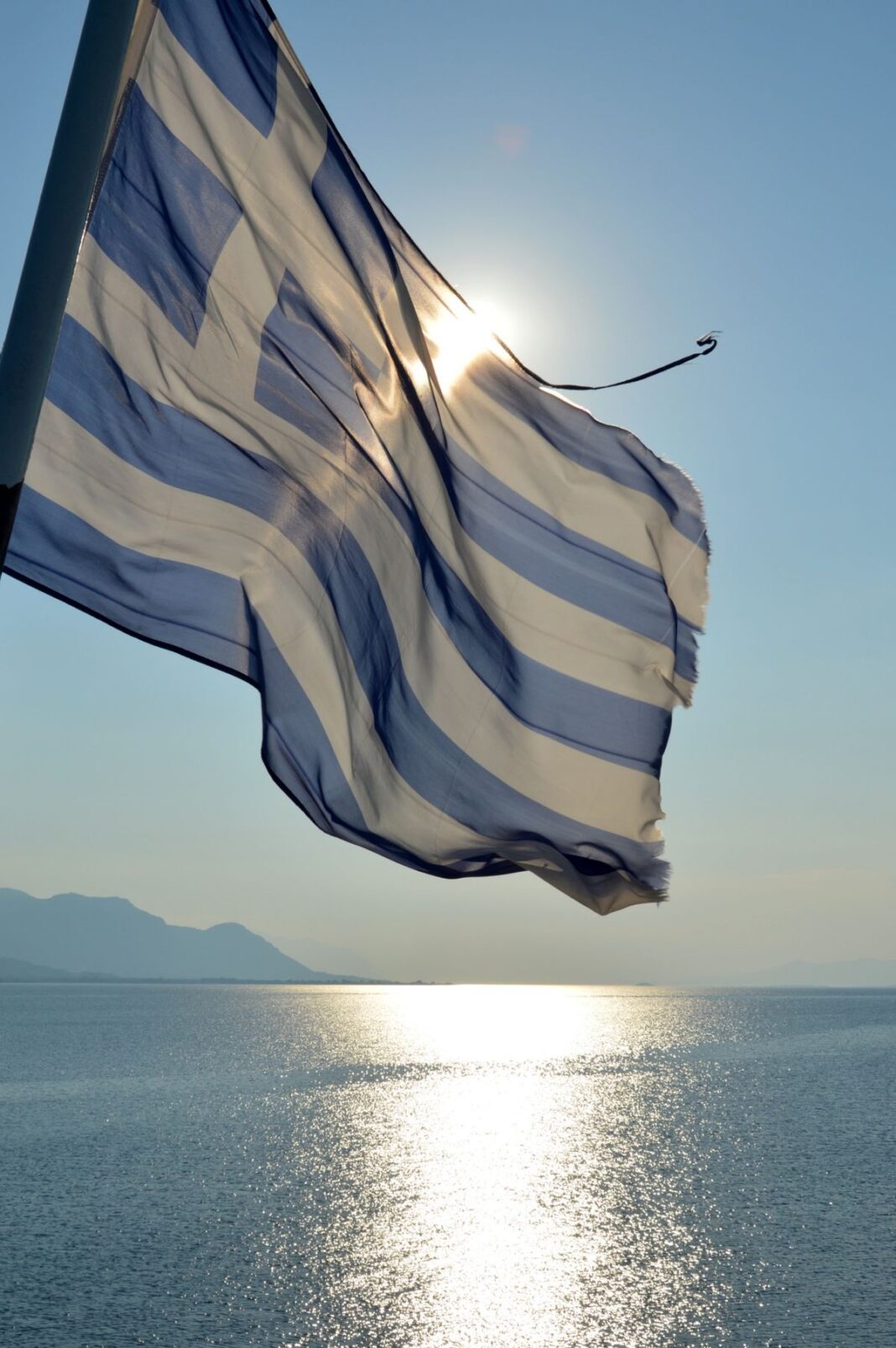 25η Μαρτίου - 1 γιορτή 2 μηνύματα