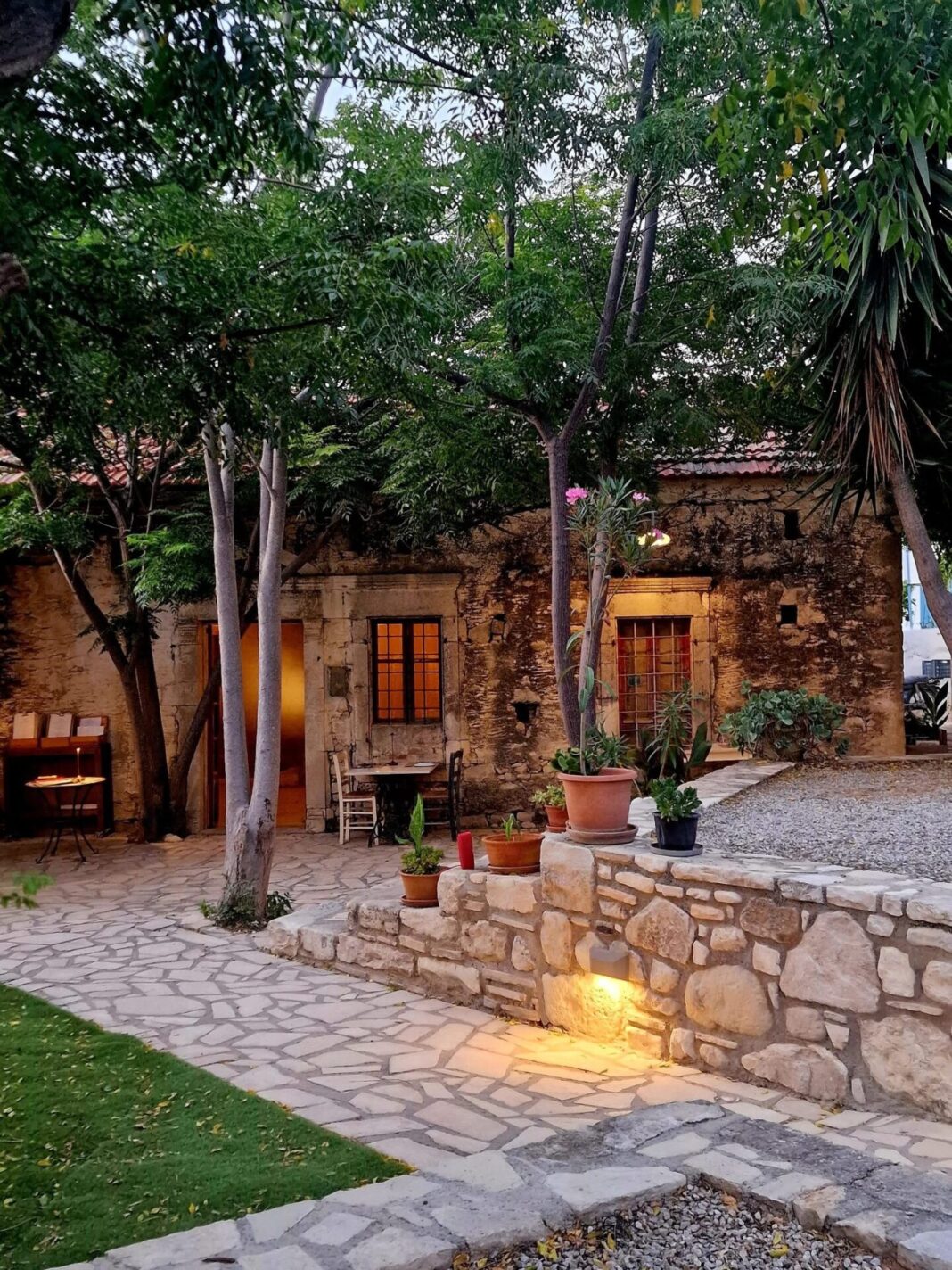 Raftis Wine Restaurant: εκεί όπου η ιστορία συναντά τη σύγχρονη ελληνική γαστρονομία
