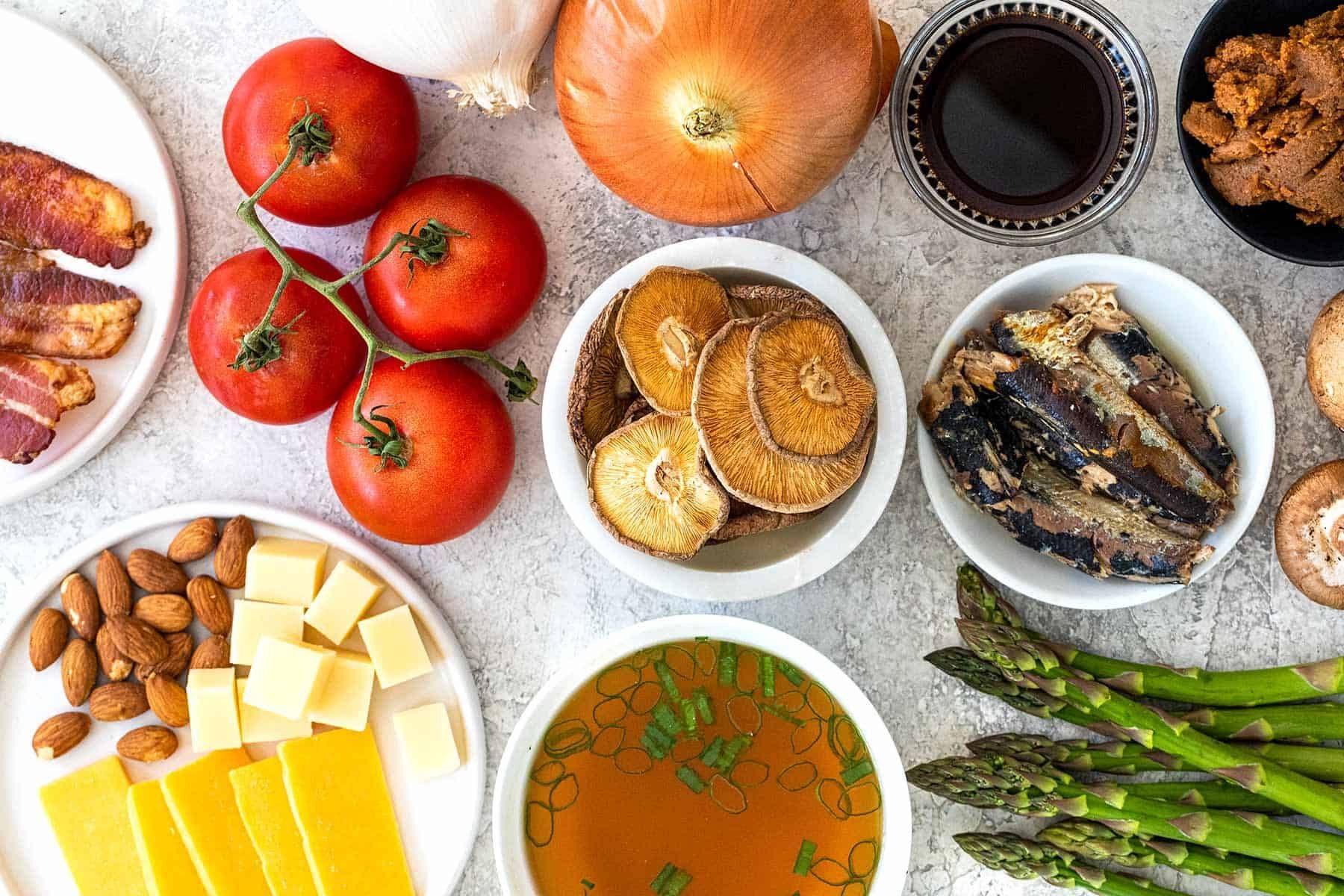 Umami: Η πέμπτη γεύση που δεν ήξερες ότι κυνηγάς σε κάθε μπουκιά