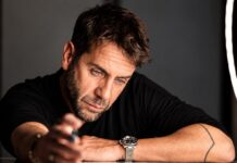 Με λένε Γιώργο και ποτέ δεν τραγουδάω Με λένε Γιώργο και ποτέ δεν τραγουδάω / Πηγη : Pinterest.com ή Διαδίκτυο